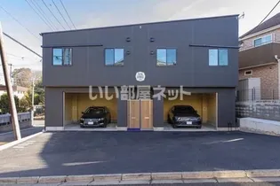 トータルガレージ雨間の画像