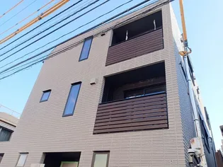 シュヴァル新宿【2階】の外観