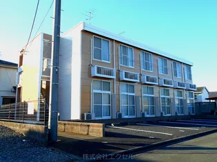 レオパレスクレスト原宿【1階】の外観