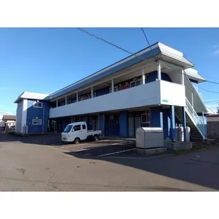 ドミール青山【1階】の外観