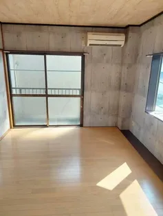 第5山利リヴィエラ館の画像