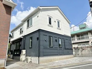 Peony【2階】の外観