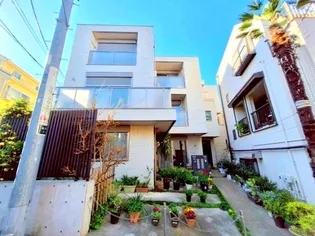 MAISON K Sの画像
