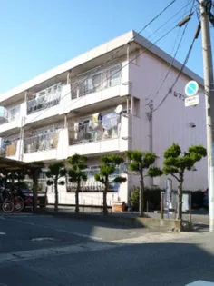 片山マンション【1階】の外観