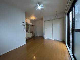 ハイツイイジマ【1階】の内装