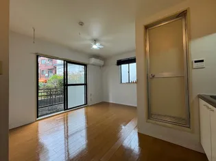 ハイツイイジマ【1階】の居間