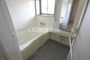 エイルヴィラグランシス駅前中央【2階】の風呂