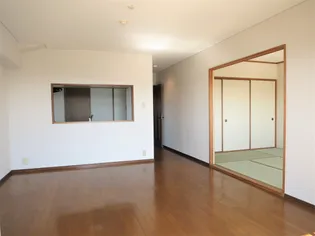 ジークレフ武庫川公園【10階】の居間