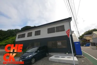 スティングレイス・コート【2階】の外観