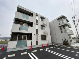 ピアチェーレアミカ【3階】の外観