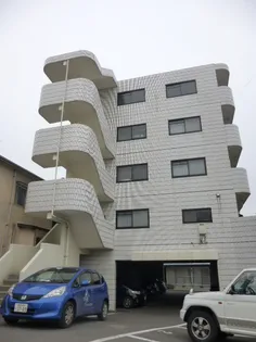 シルキーホームズの画像