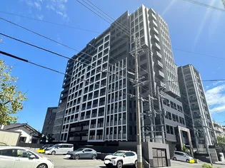 THE SQUARE Platinam Residence【11階】の外観