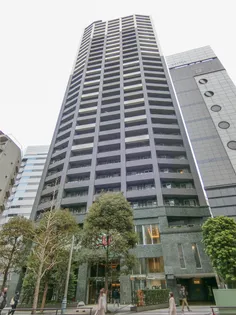 東京都新宿区西新宿7【マンション】の外観