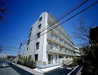 ラフィーネエス【2階】の外観