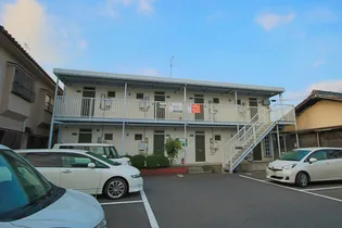 エルマンション【1階】の外観