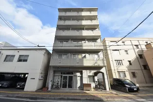 岡山県岡山市北区大供1【マンション】の外観