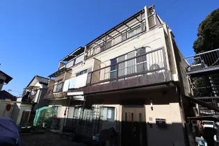 グリーンコーポ【2階】の外観