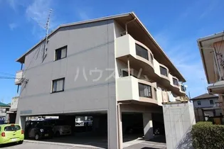 リバーヒルズ【3階】の外観