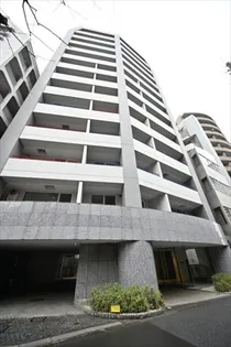 東京都港区南青山6【マンション】の外観