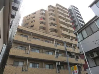 ライオンズマンション初台第3【10階】の外観