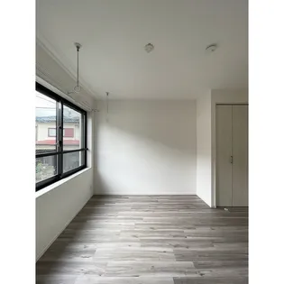 エルファーロ三軒茶屋【2階】の内装