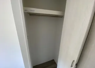 エルファーロ三軒茶屋【2階】の内装