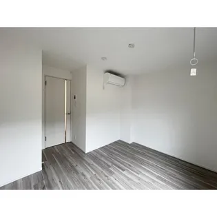 エルファーロ三軒茶屋【2階】の居間