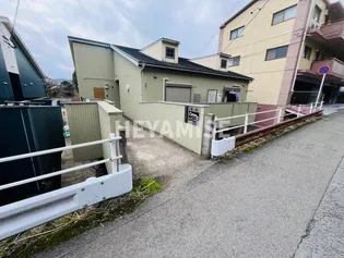 プレイス三原【1階】の外観