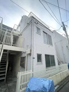 余丁町レジデンスC棟【1階】の外観