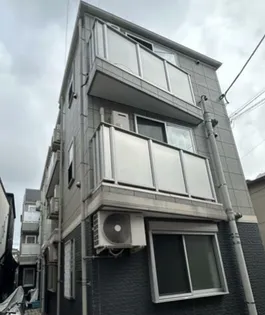 アーバンテラス小菅【1階】の外観