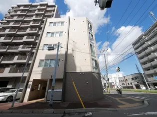 プラティーク札幌【5階】の外観