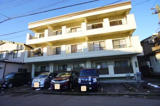 マンション平安の画像