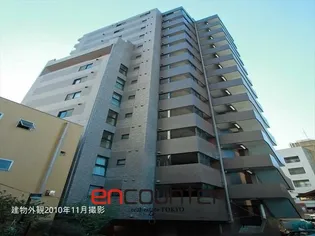 ロイヤル笹塚【4階】の外観