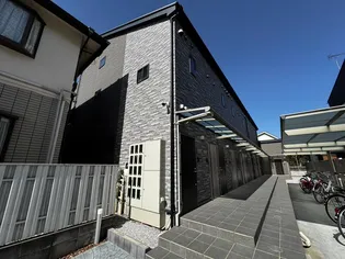 クリスタルハイツ一橋学園【1階】の外観