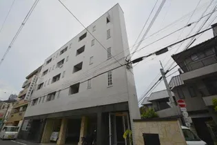 小阪本町ロイヤルハイツ【4階】の外観