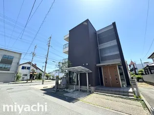 徳島県徳島市安宅1【マンション】の外観