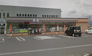ナバルティAの周辺