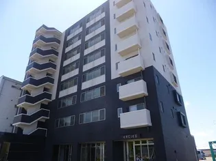 パークハイツ美咲【7階】の外観