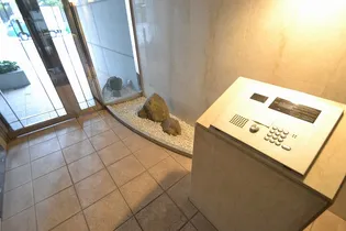 ジョルニ・フェリーチ【2階】の外観
