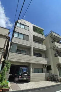 ブリラーレ・トーマ【2階】の外観