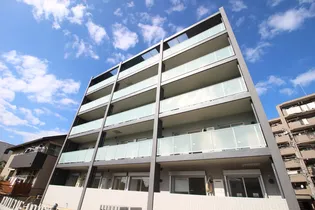 カーサ・ルミナーレ【3階】の外観