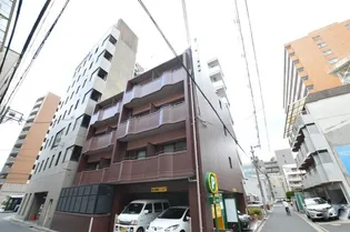 フォートレス【2階】の外観