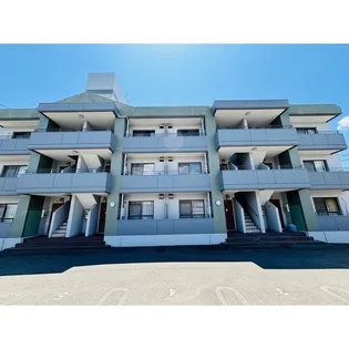 ベルファン江津の画像