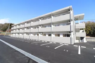 パインフィールド近畿大学前の画像