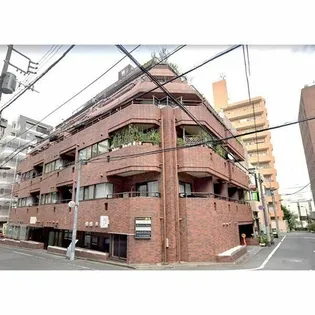 ロイヤルハイツ新宿御苑【3階】の外観