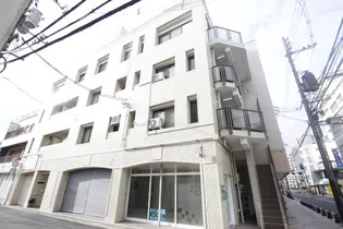 出汐レスト【3階】の外観