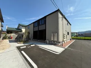 広島県福山市新涯町3【アパート】の外観