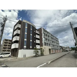 Via・LatteaII【2階】の外観