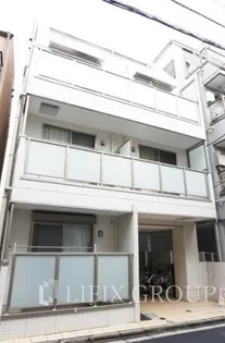 キバサンフラット【1階】の外観