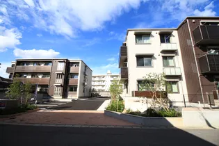 ベレオ昭和A棟【1階】の外観